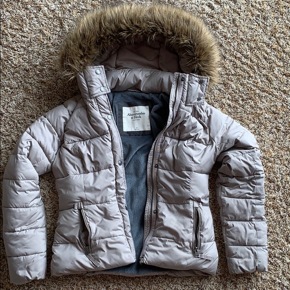 Abercrombie & Fitch Jackets & Blazers - Abercrombie & Fitch Puffer Jacket